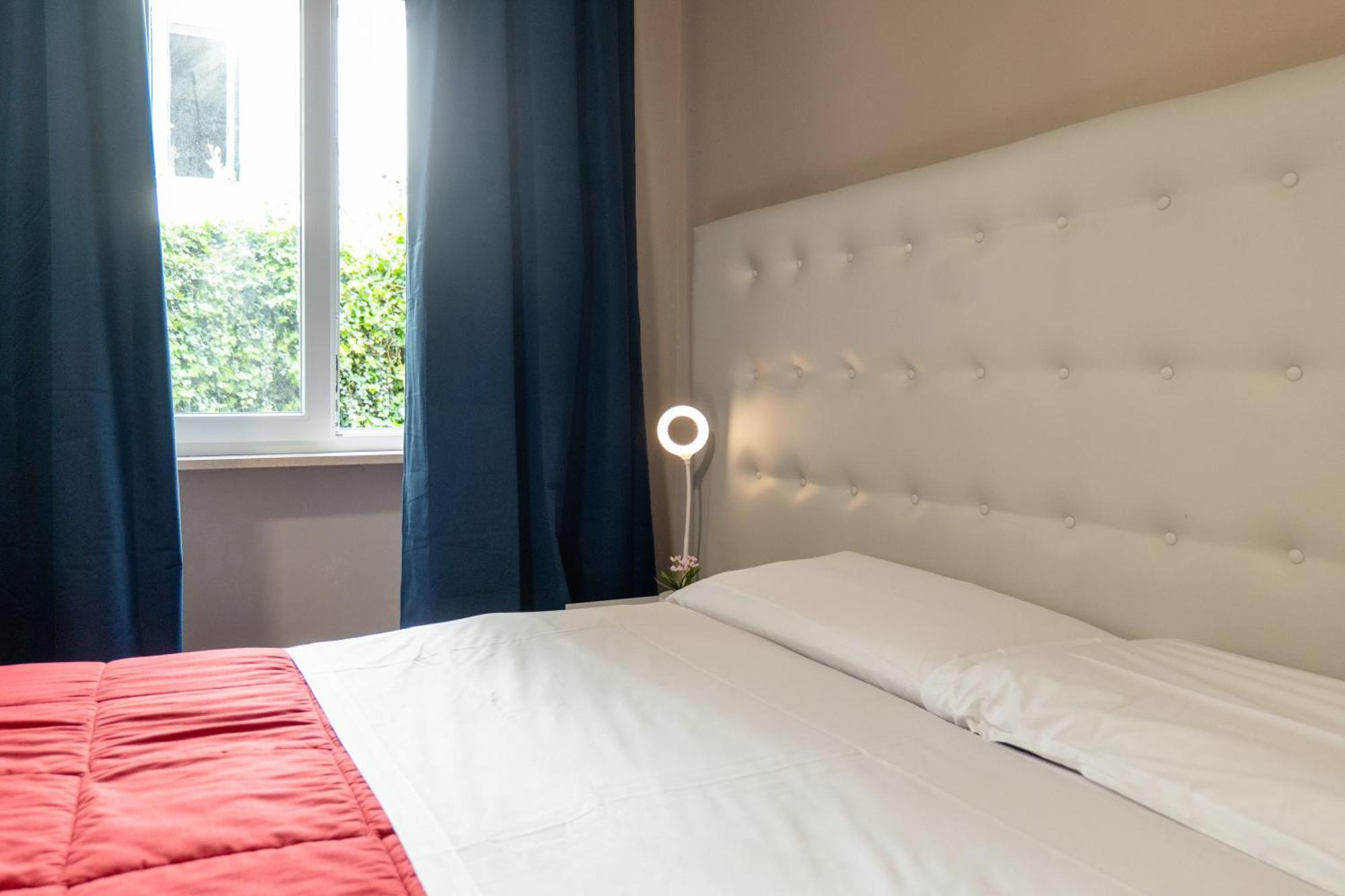 Dalmazia 33 Hotel Salerno Bagian luar foto