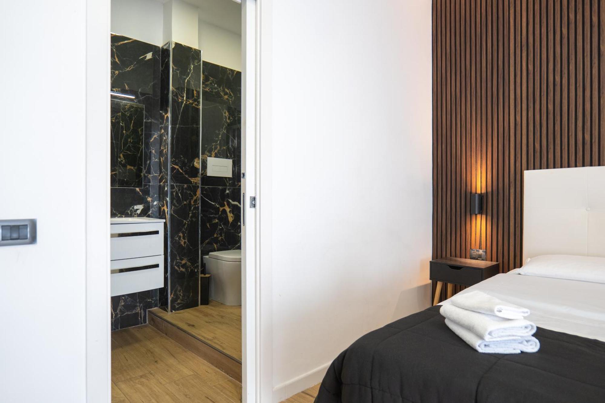 Dalmazia 33 Hotel Salerno Bagian luar foto